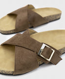 Comfort Slides with Buckle Detail