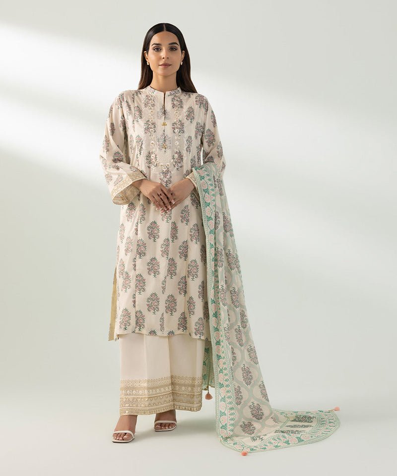 3 Piece - Embroidered Lawn Suit