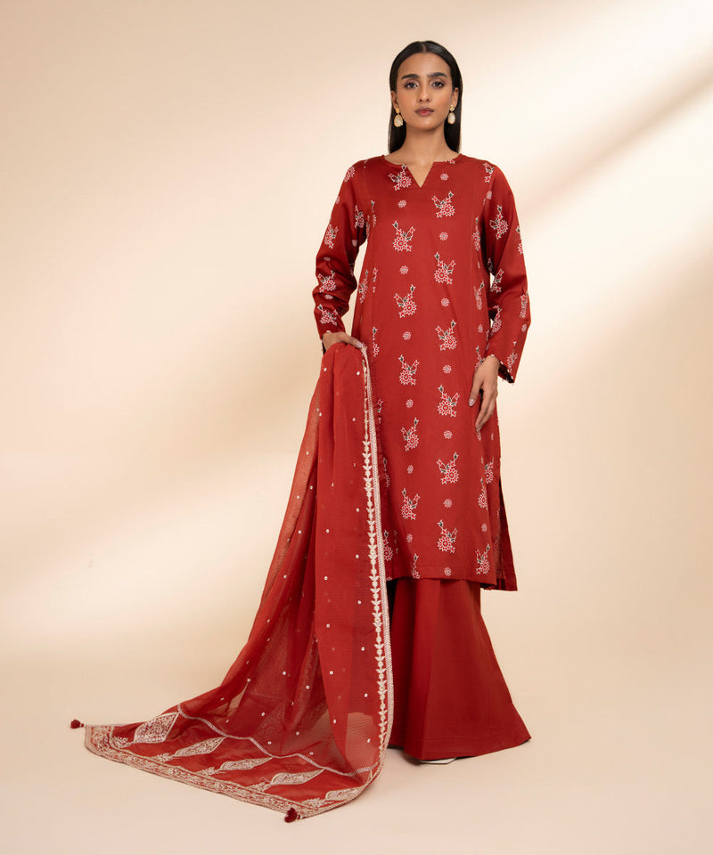 Embroidered Karandi Dupatta