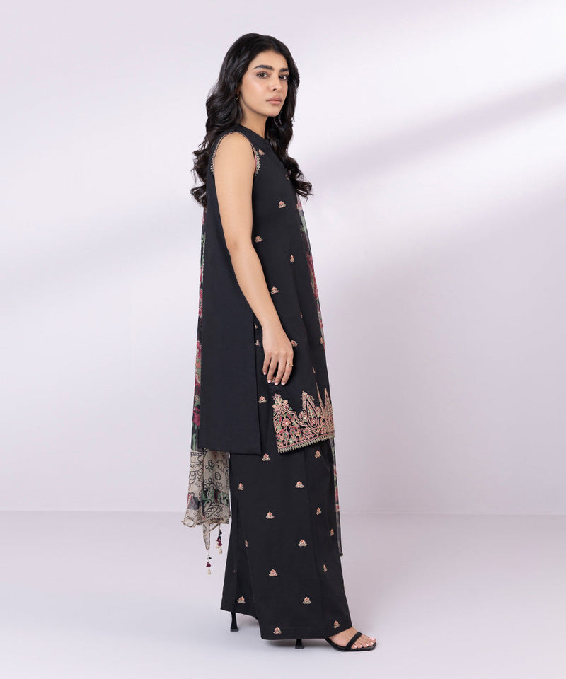 Embroidered Cambric Shalwar