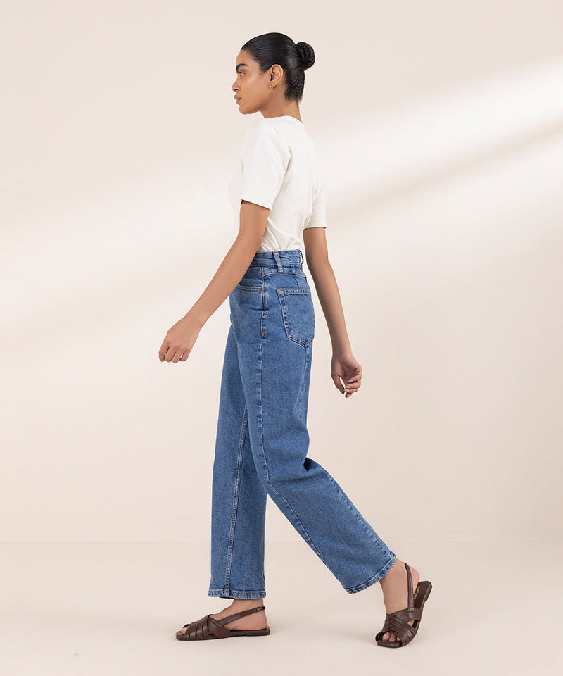 Straight Fit Jeans With Seam Detail