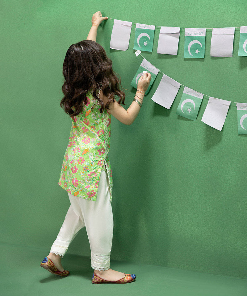 Embroidered Dobby Kurta