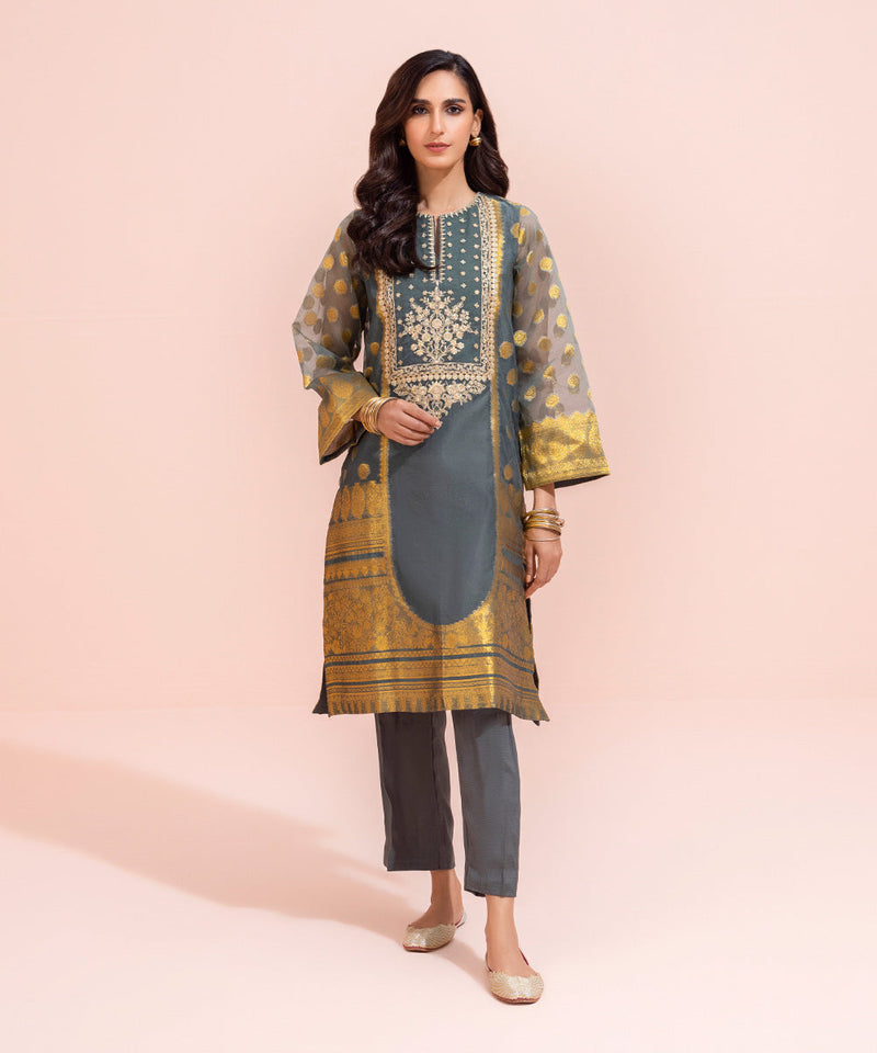 2 Piece - Embroidered Jacquard Suit