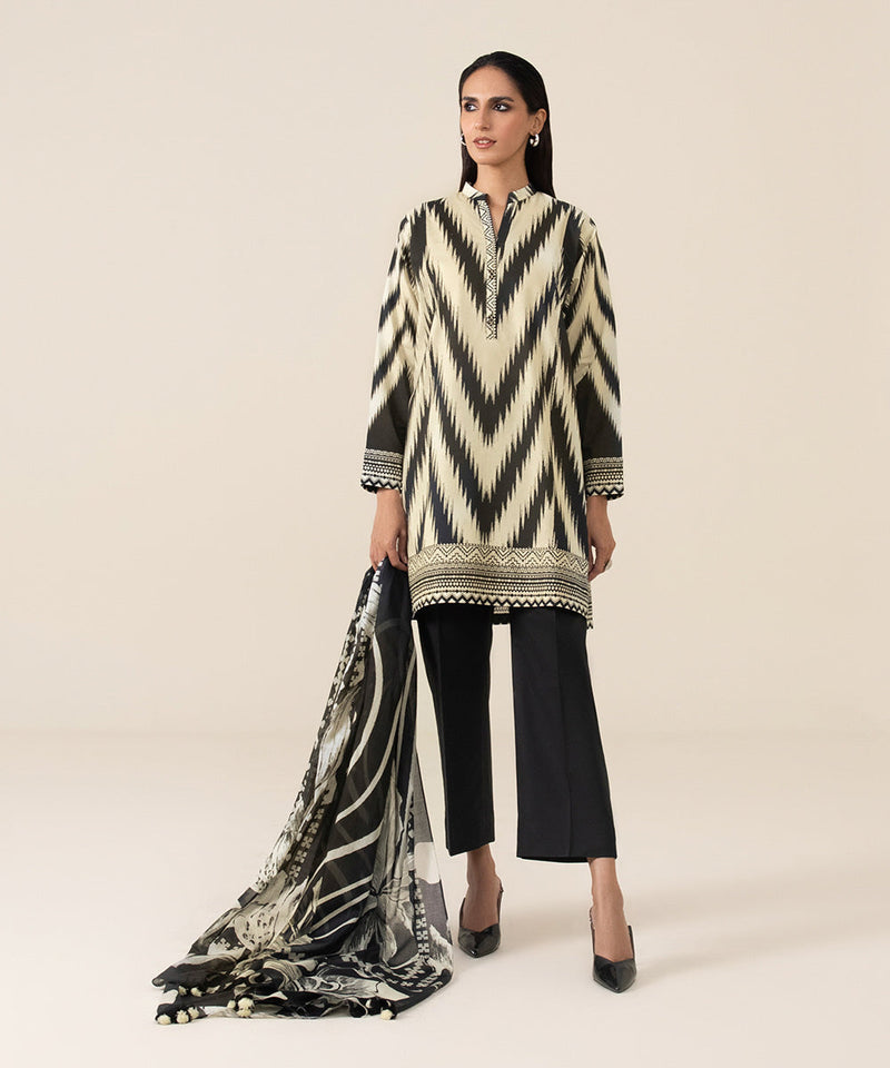 3 Piece - Printed Lawn Suit