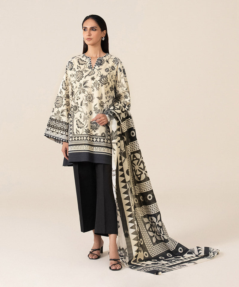 3 Piece - Digital Printed Lawn Suit