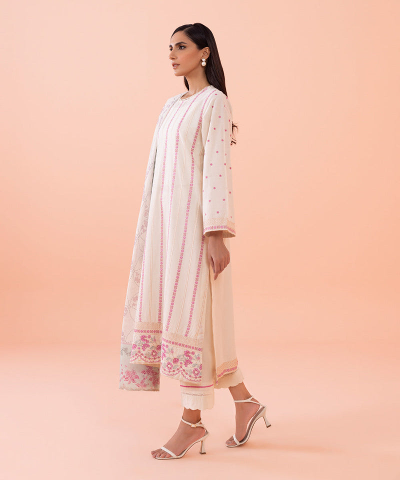 3 Piece - Embroidered Lawn Suit