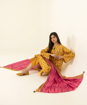 2 Piece - Printed Khaddar Suit