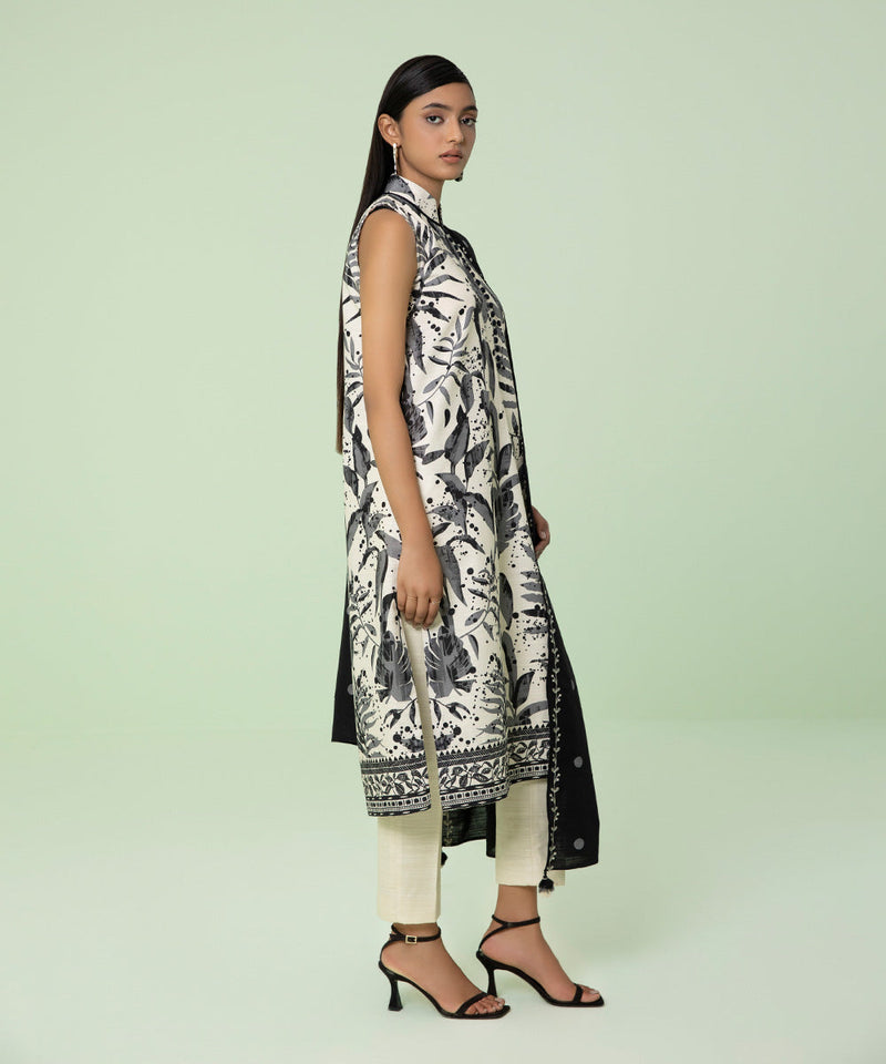 2 Piece - Embroidered Khaddar Suit