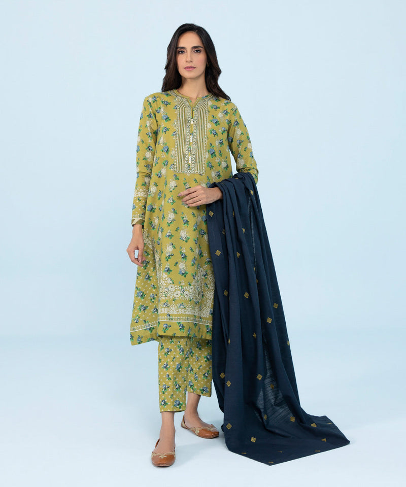 3 Piece - Embroidered Khaddar Suit