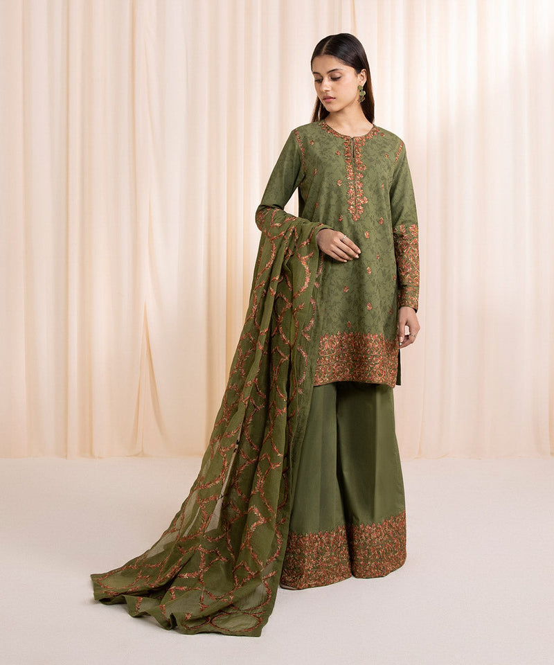 3 Piece - Embroidered Jacquard Suit