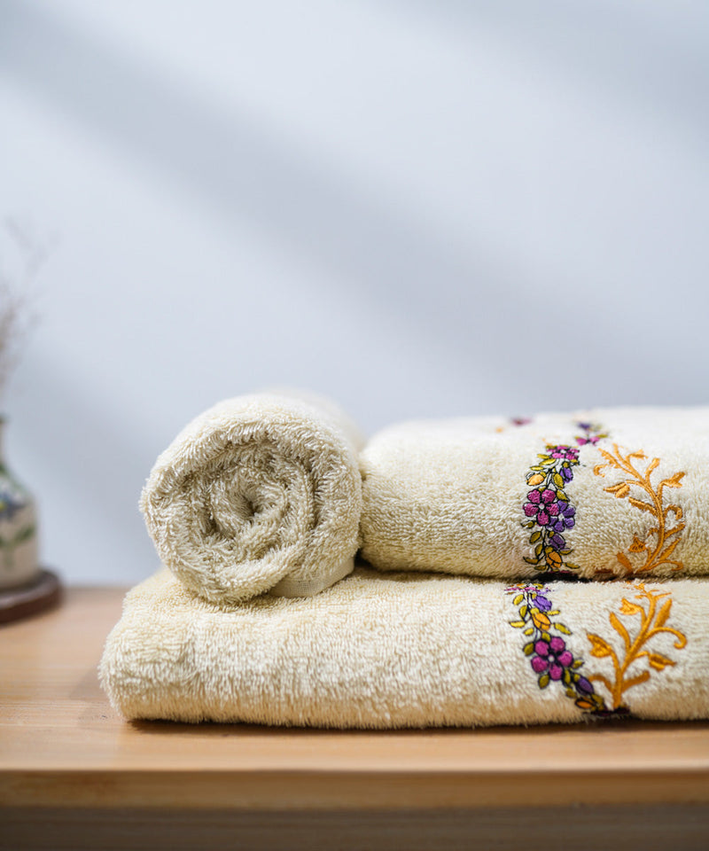 Antique White - Towel Set