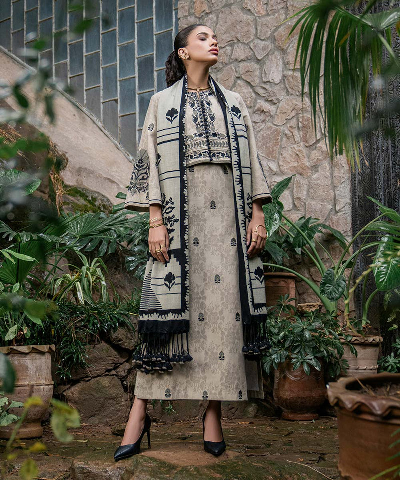 3 Piece - Embroidered Jacquard Suit